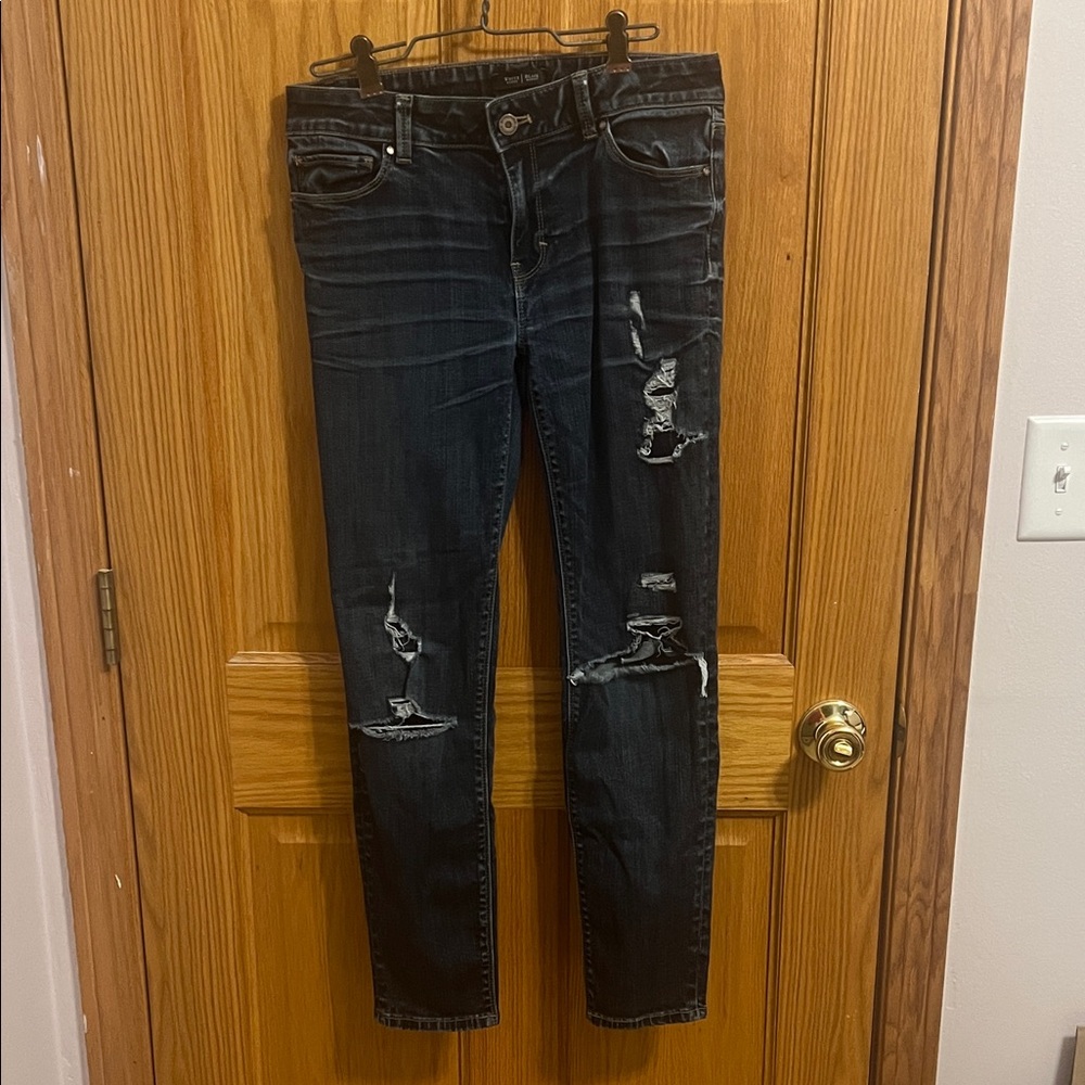 Distressed Dark Wash Crop Jeans
